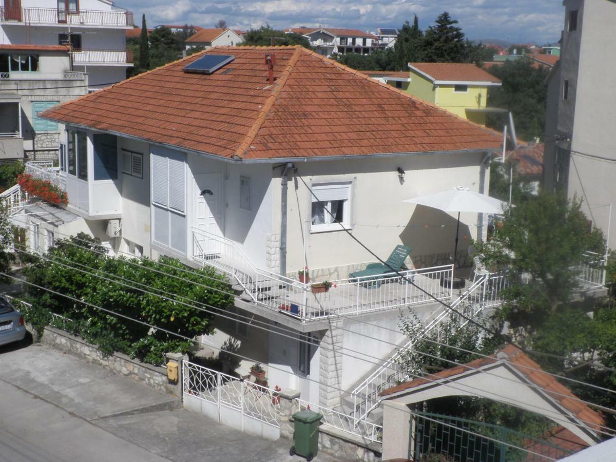 Apartment Ana Водице Екстериор снимка