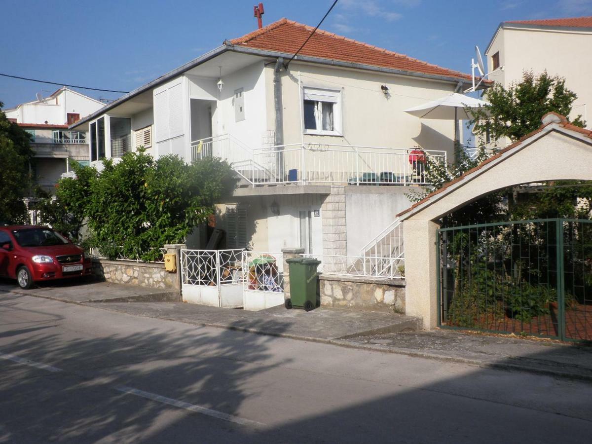 Apartment Ana Водице Екстериор снимка