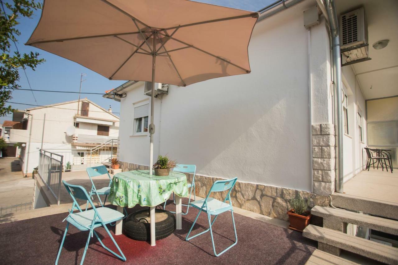 Apartment Ana Водице Екстериор снимка
