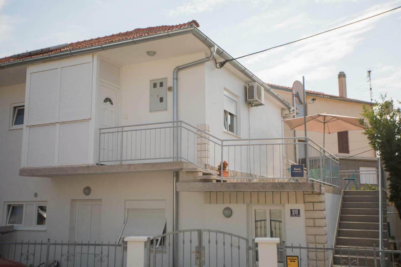 Apartment Ana Водице Екстериор снимка
