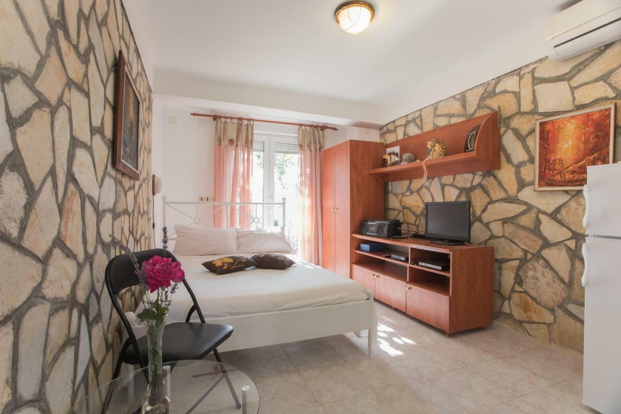 Apartment Ana Водице Екстериор снимка