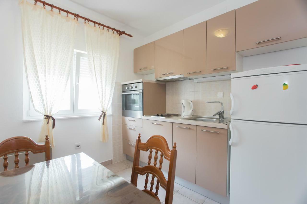 Apartment Ana Водице Екстериор снимка