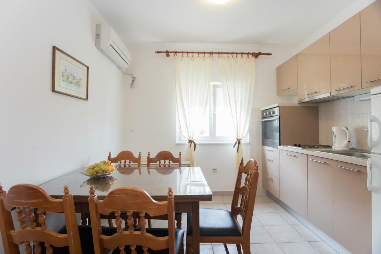 Apartment Ana Водице Екстериор снимка